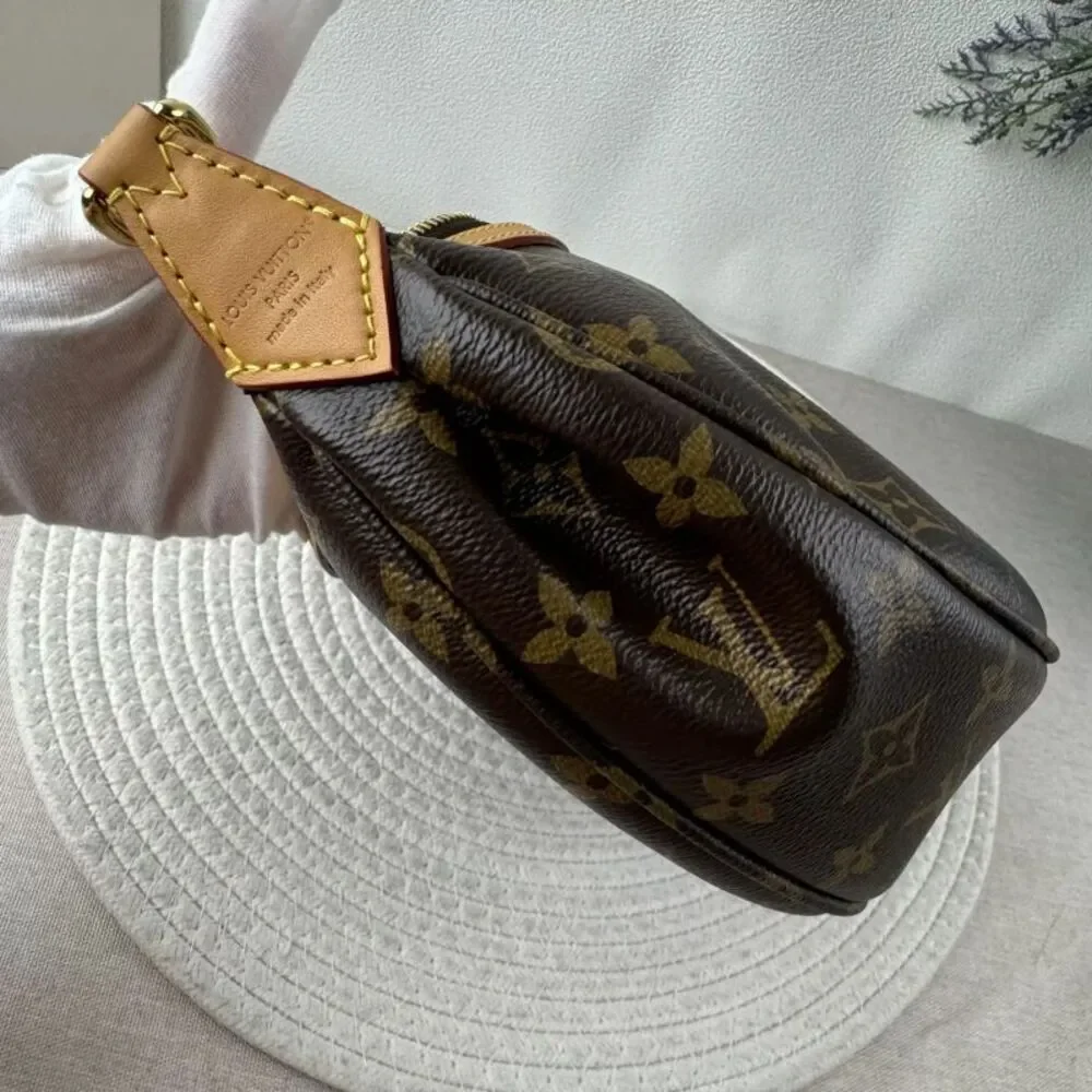 Louis Vuitton Women Pre-Loved Bag Brand New Condition